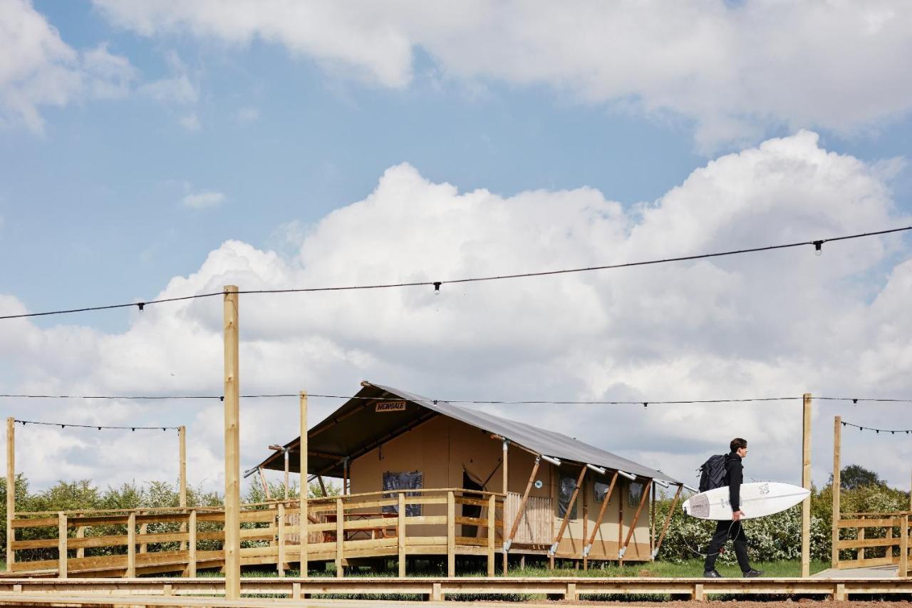 The Camp At The Wave Hotel Bristol Exterior photo